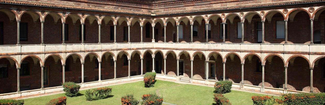 Porticato interno con giardino